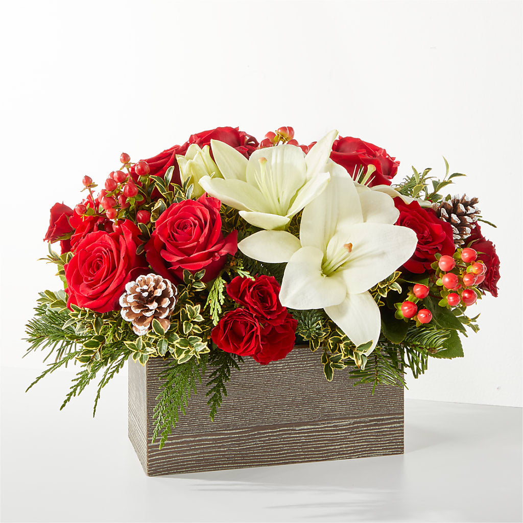 Snowy Wonderland Bouquet – HEARTS & FLOWERS FLORIST, Pine Bush NY