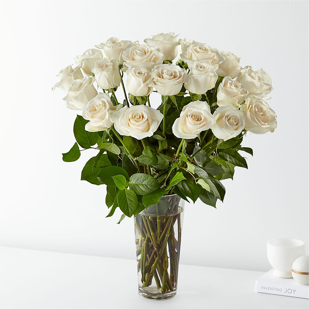 Long Stem White Rose Bouquet – HEARTS & FLOWERS FLORIST, Pine Bush NY