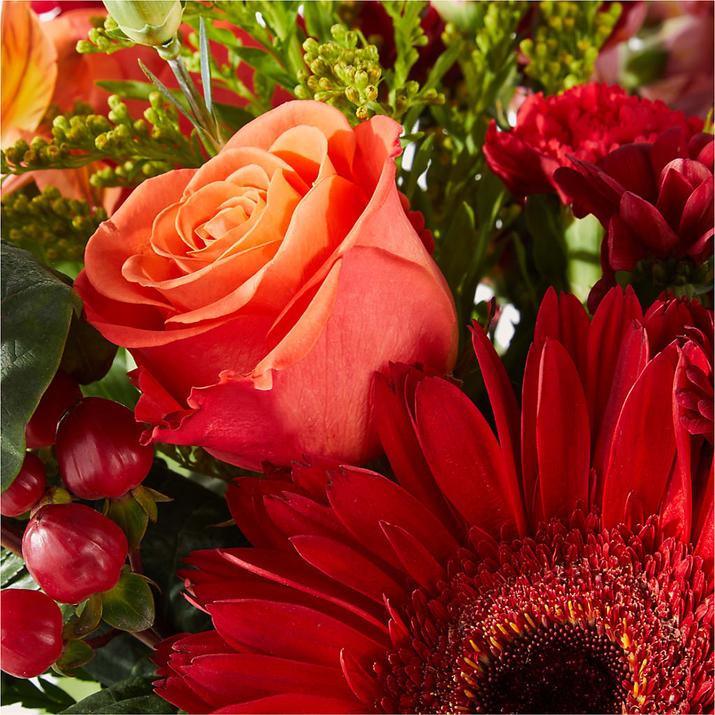 Sweater Season - A Florist Original – HEARTS & FLOWERS FLORIST, Pine Bush NY