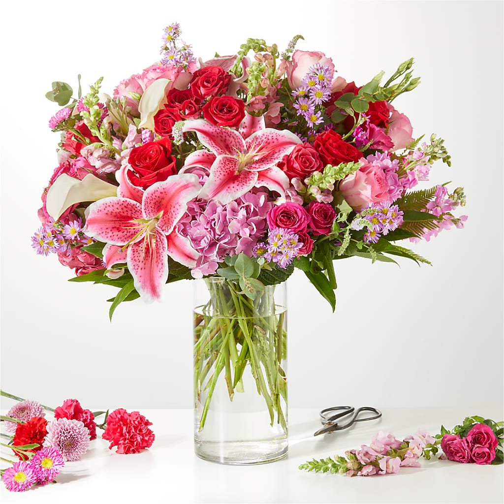 Swooning Over You - A Luxury Florist Original – HEARTS & FLOWERS FLORIST, Pine Bush NY