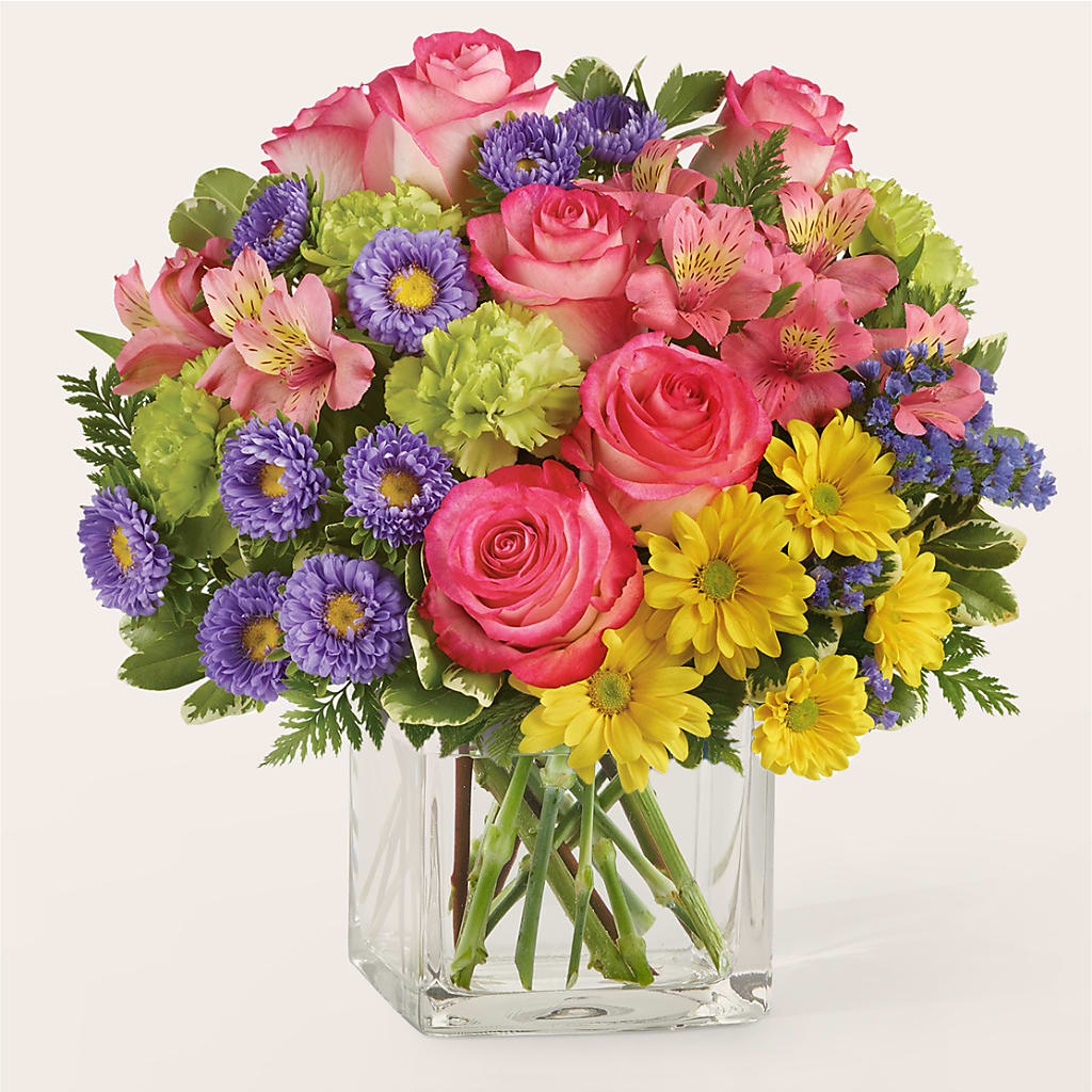 Candy Jar Bouquet – HEARTS & FLOWERS FLORIST, Pine Bush NY