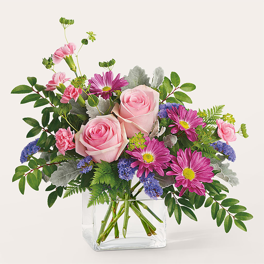 Starlet Bouquet – HEARTS & FLOWERS FLORIST, Pine Bush NY