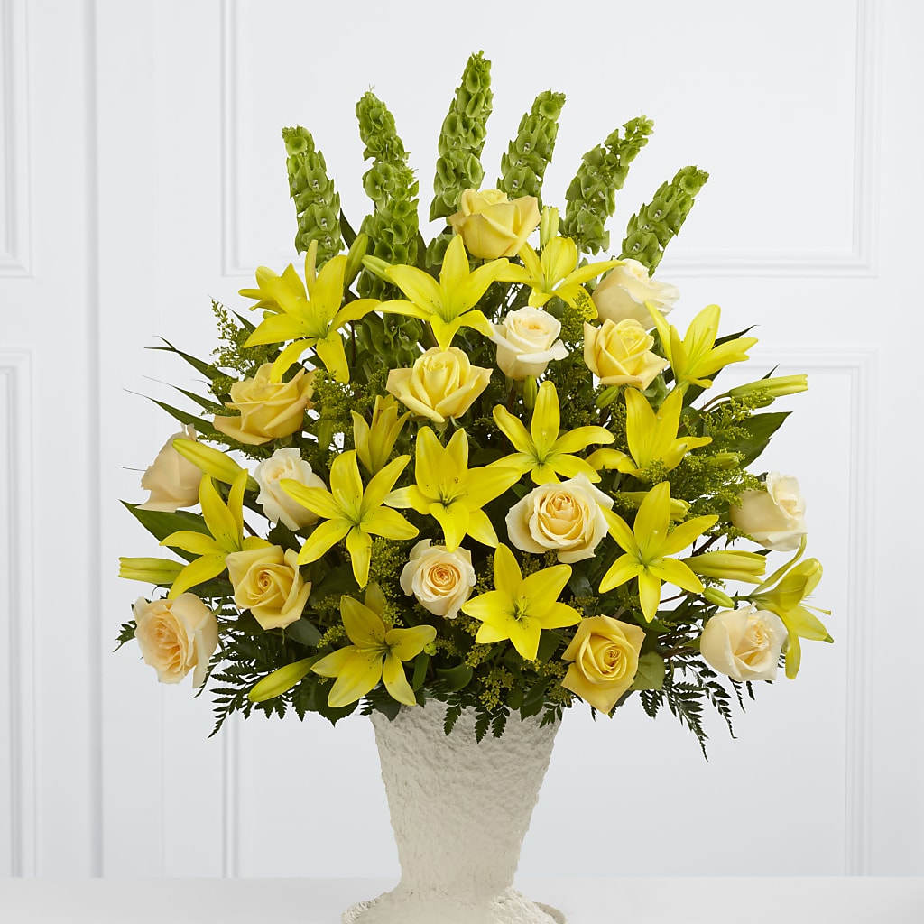Golden Memories Arrangement – HEARTS & FLOWERS FLORIST, Pine Bush NY