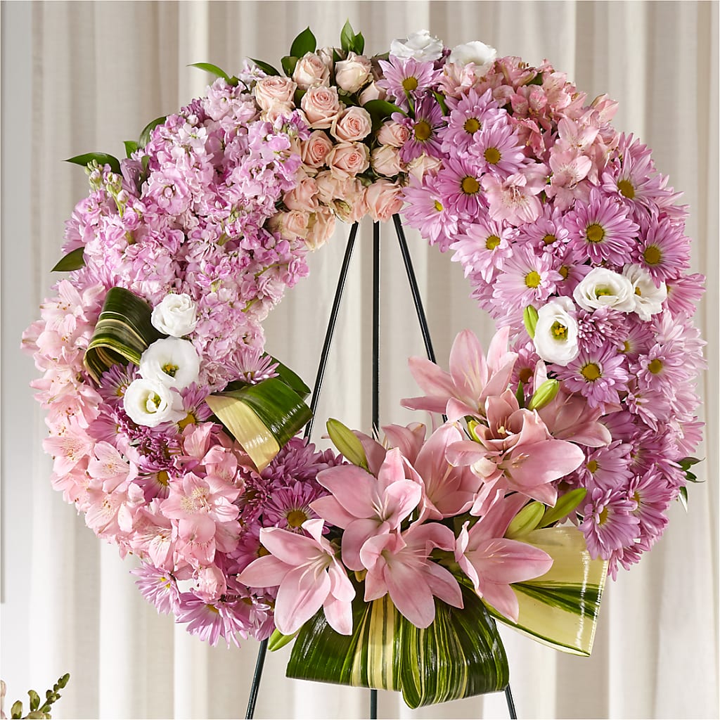 Gift of Warmth Wreath – HEARTS & FLOWERS FLORIST, Pine Bush NY