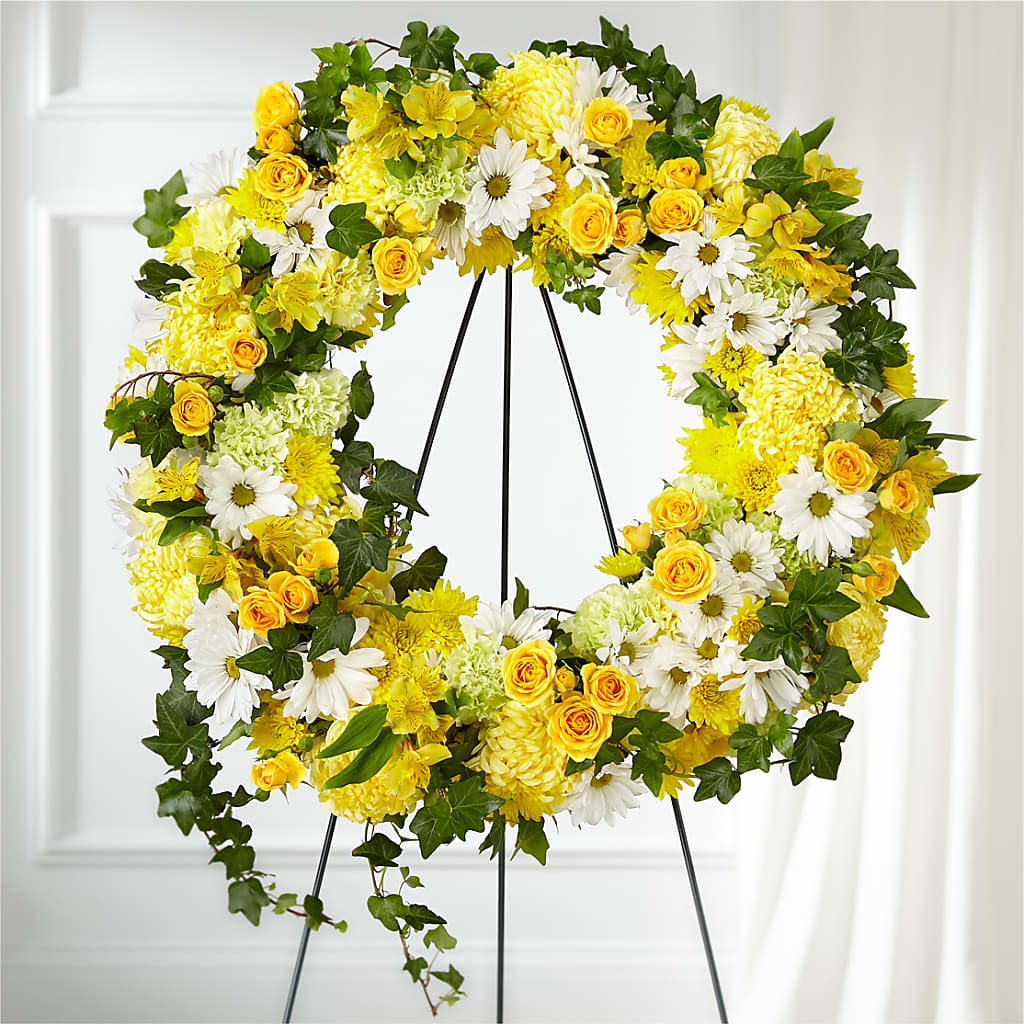 Golden Remembrance Wreath – HEARTS & FLOWERS FLORIST, Pine Bush NY