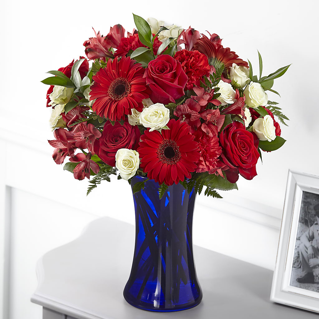 Hearts Embrace Bouquet – HEARTS & FLOWERS FLORIST, Pine Bush NY
