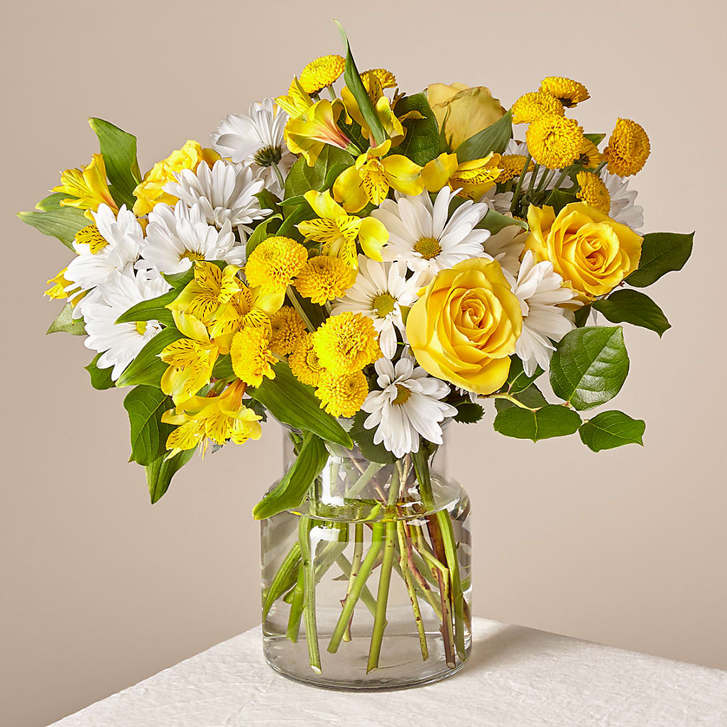 Sunny Sentiments Bouquet – HEARTS & FLOWERS FLORIST, Pine Bush NY