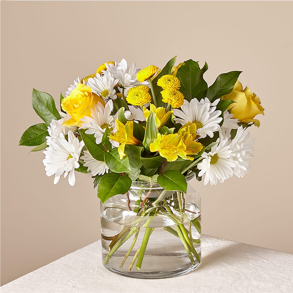 Sunny Sentiments Bouquet – HEARTS & FLOWERS FLORIST, Pine Bush NY