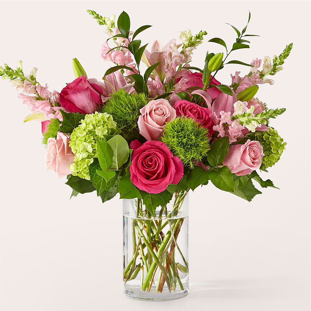 Fit for a Queen Luxury Bouquet – HEARTS & FLOWERS FLORIST, Pine Bush NY