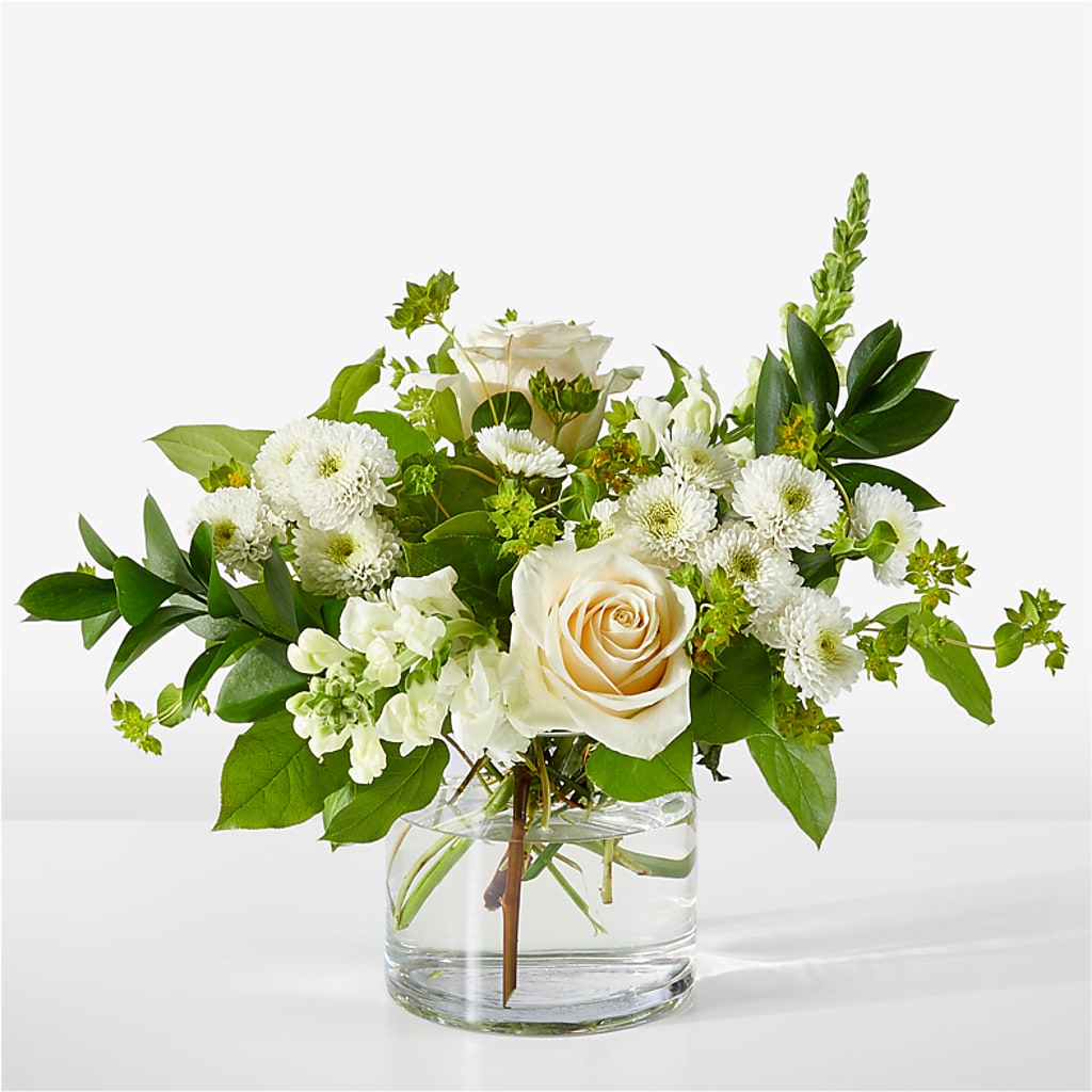 Hint of Vanilla Bouquet – HEARTS & FLOWERS FLORIST, Pine Bush NY