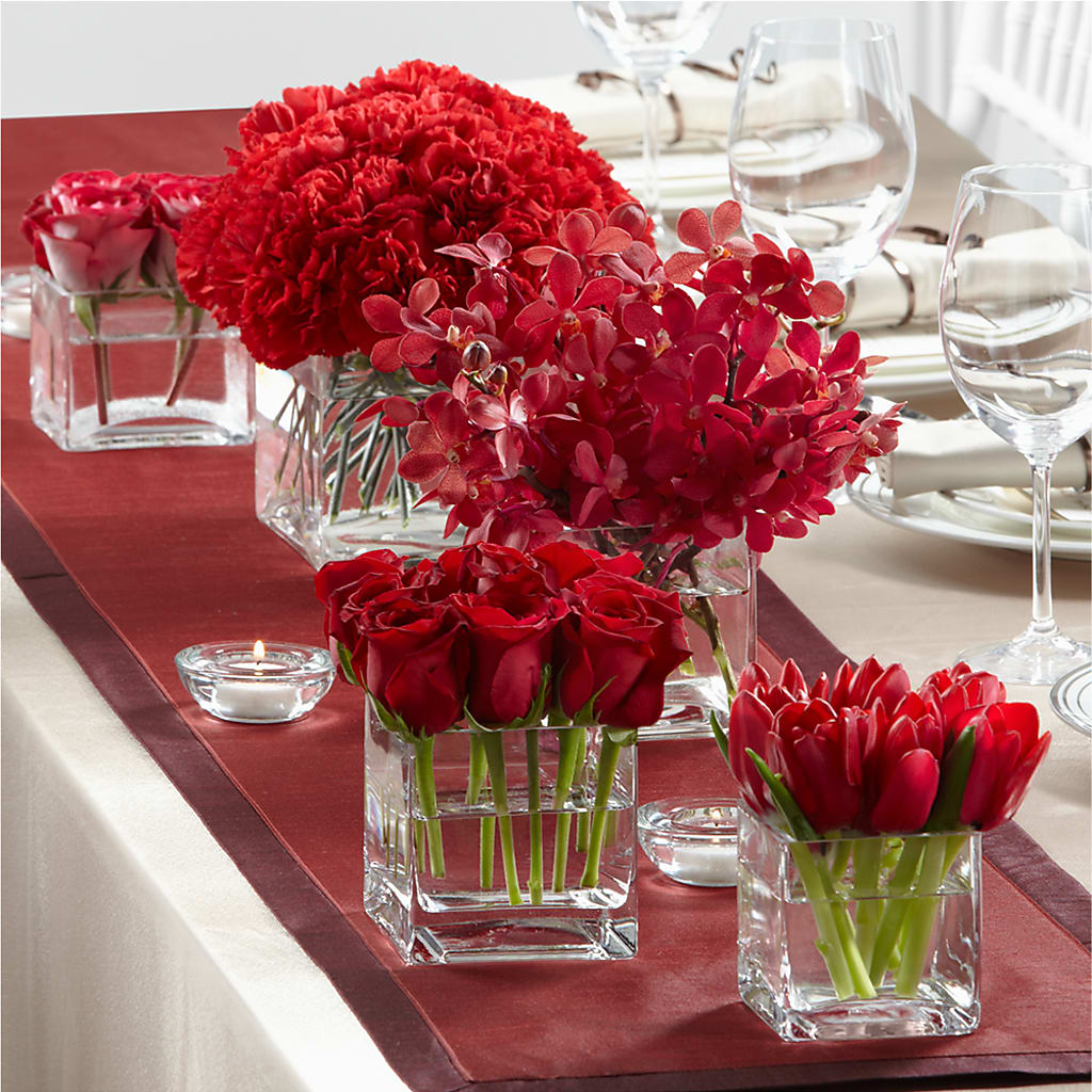 Modern Grace Centerpiece – HEARTS & FLOWERS FLORIST, Pine Bush NY