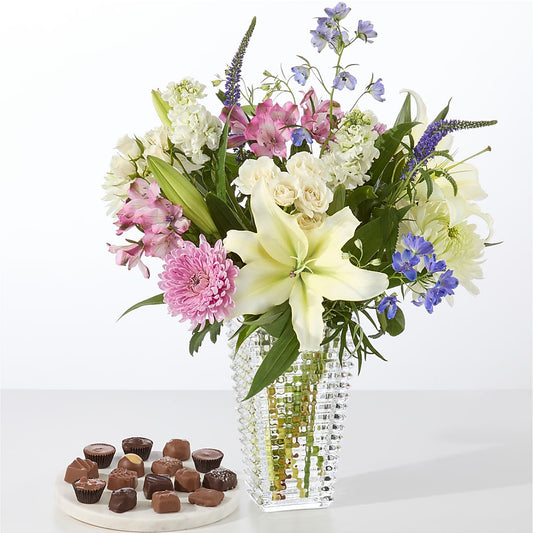Winter Celebration Bouquet – HEARTS & FLOWERS FLORIST, Pine Bush NY