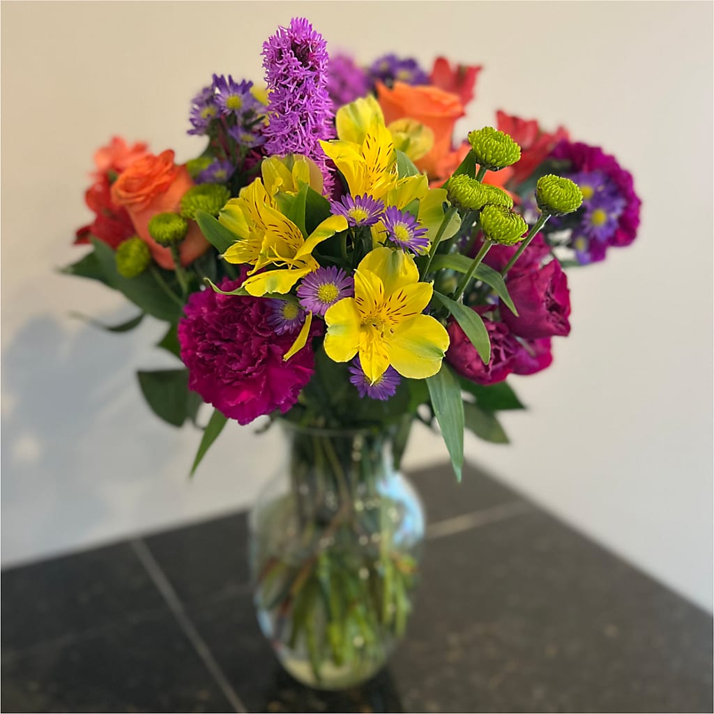 Bold & Bright – A Florist Original – HEARTS & FLOWERS FLORIST, Pine Bush NY
