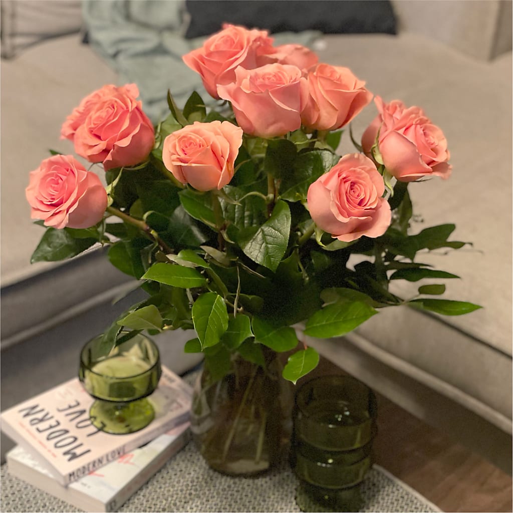 Long Stem Pink Rose Bouquet – HEARTS & FLOWERS FLORIST, Pine Bush NY