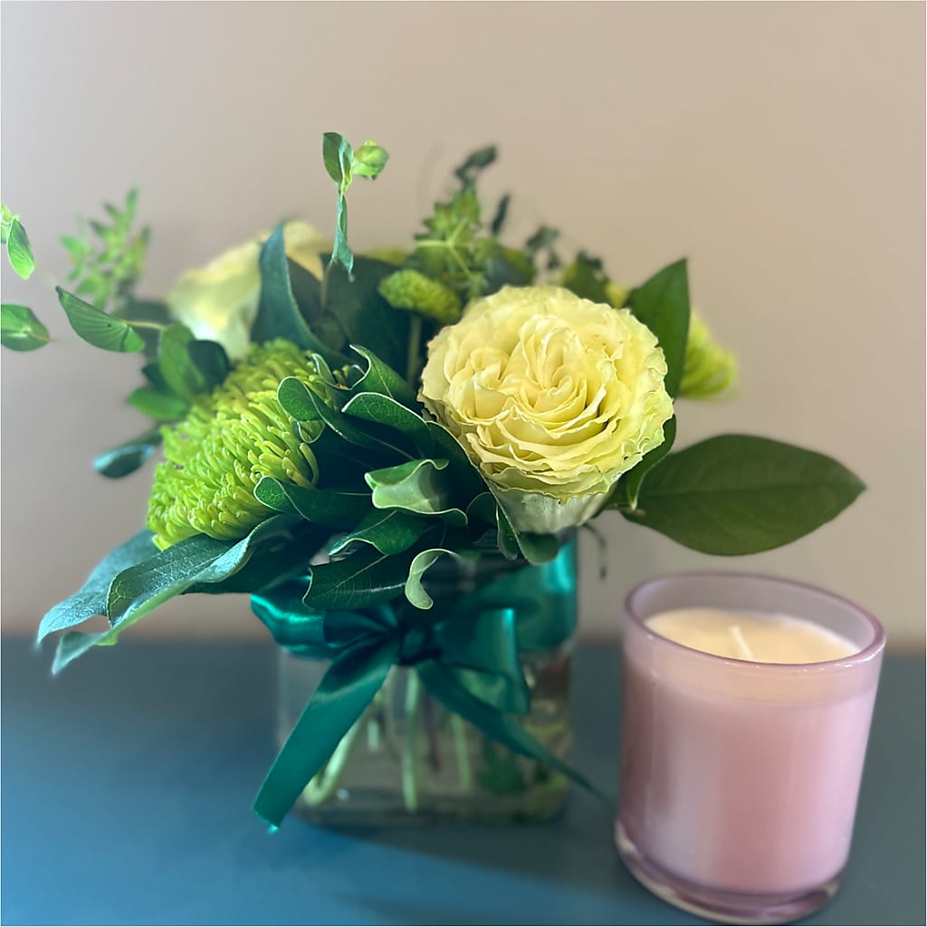 Emerald Forest Bouquet – HEARTS & FLOWERS FLORIST, Pine Bush NY