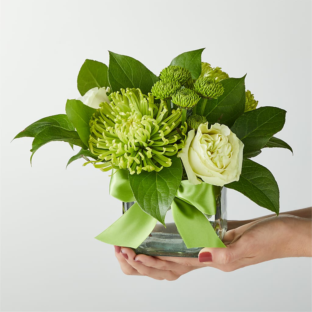 Emerald Forest Bouquet – HEARTS & FLOWERS FLORIST, Pine Bush NY