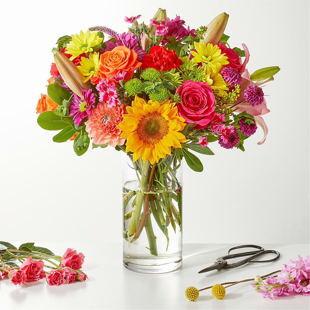 Cue the Confetti - A Florist Original – HEARTS & FLOWERS FLORIST, Pine Bush NY