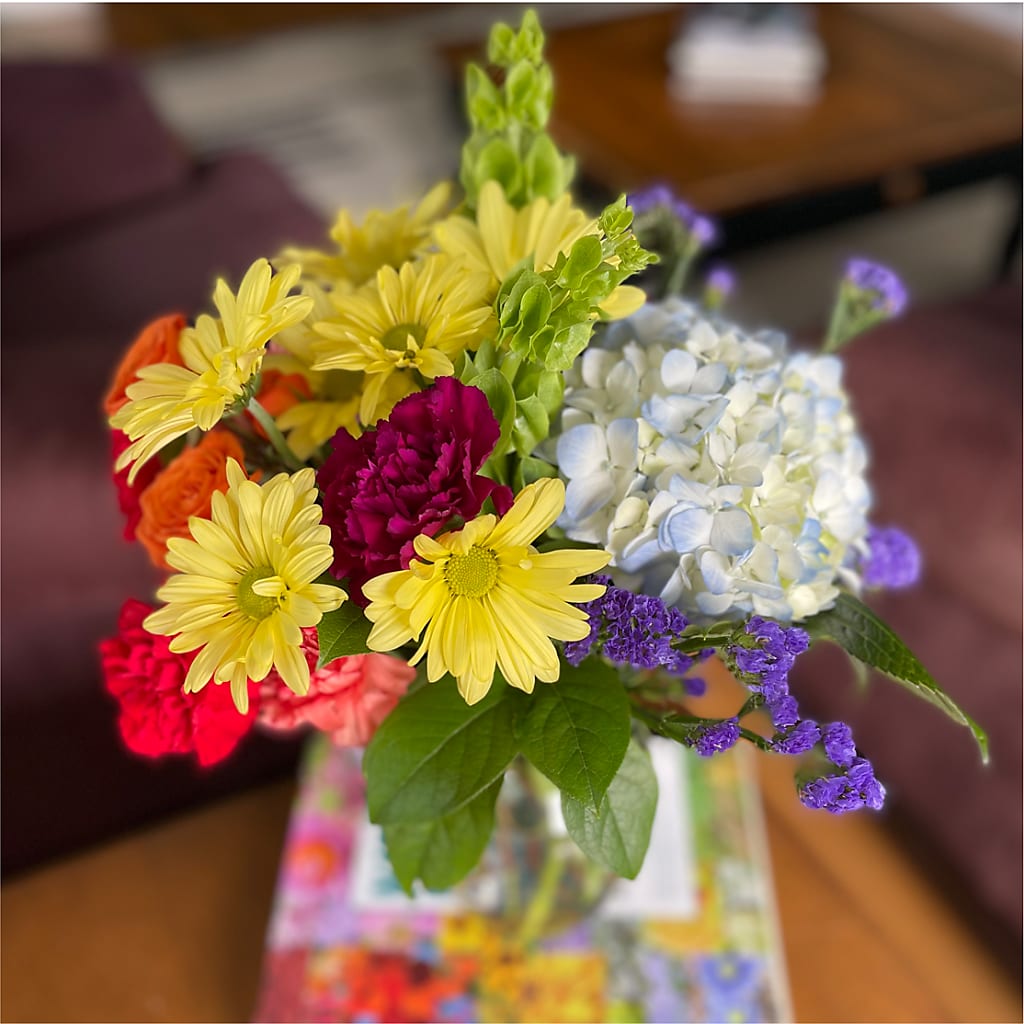 Summer Spectra - A Florist Original – HEARTS & FLOWERS FLORIST, Pine Bush NY