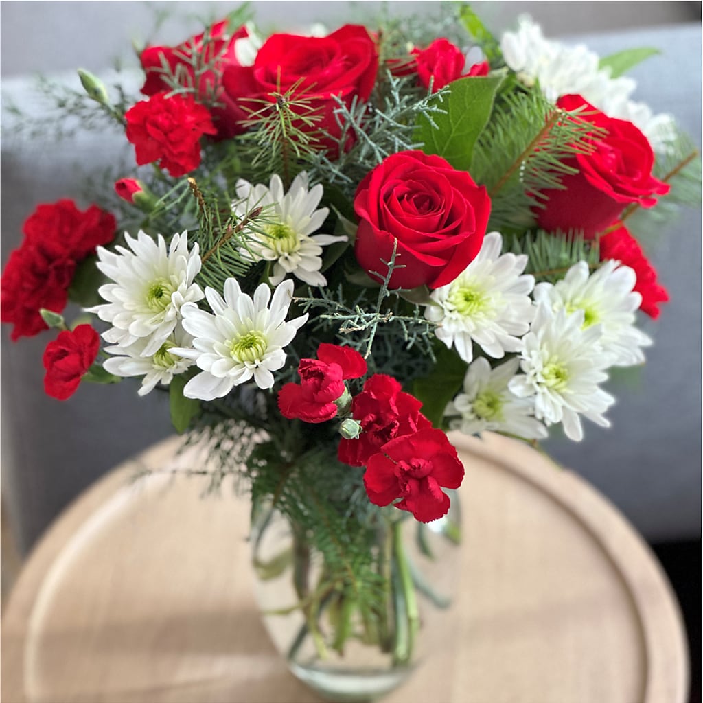 Seasonal Magic Bouquet – HEARTS & FLOWERS FLORIST, Pine Bush NY