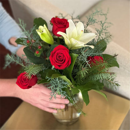 Glittering Lights Bouquet – HEARTS & FLOWERS FLORIST, Pine Bush NY