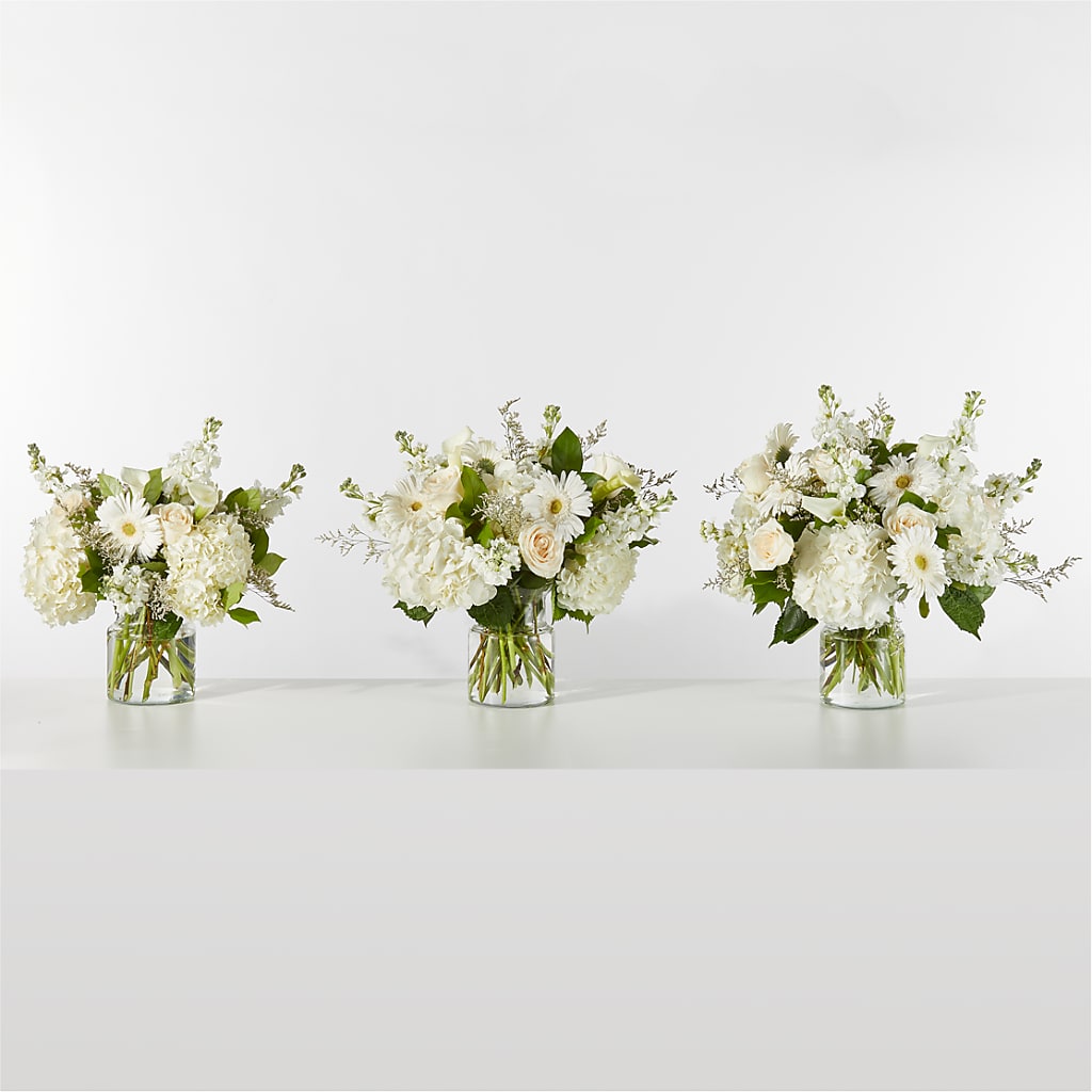 Sun-drenched Blooms Box Bouquet – HEARTS & FLOWERS FLORIST, Pine Bush NY