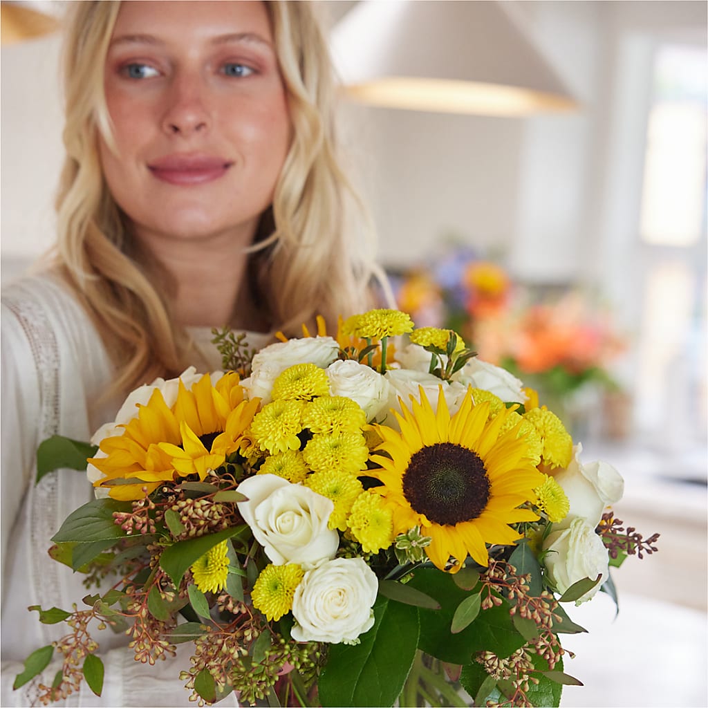 Luminous Morning Bouquet – HEARTS & FLOWERS FLORIST, Pine Bush NY