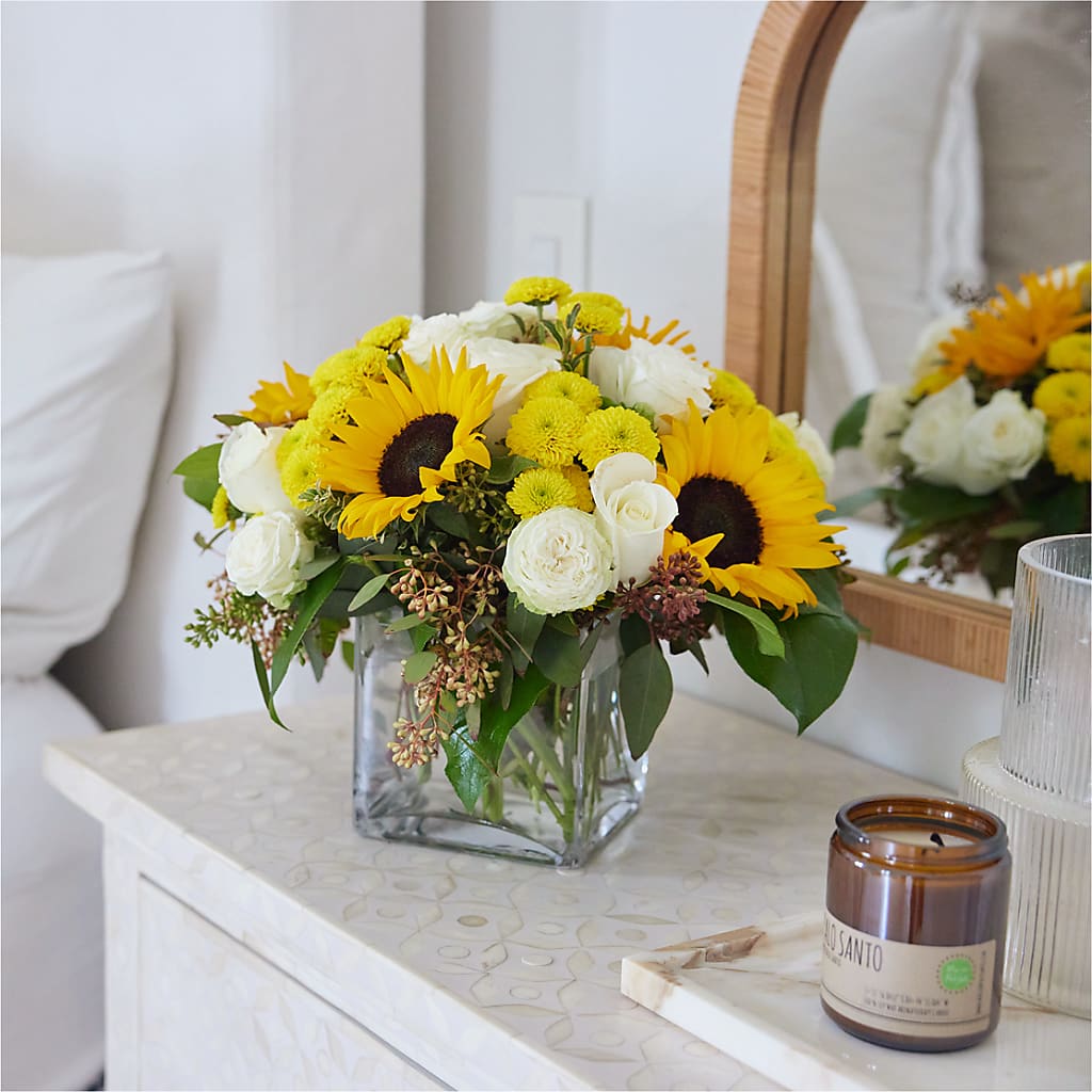 Luminous Morning Bouquet – HEARTS & FLOWERS FLORIST, Pine Bush NY