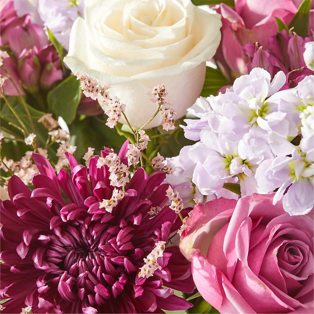 Amethyst Dreams Bouquet – HEARTS & FLOWERS FLORIST, Pine Bush NY