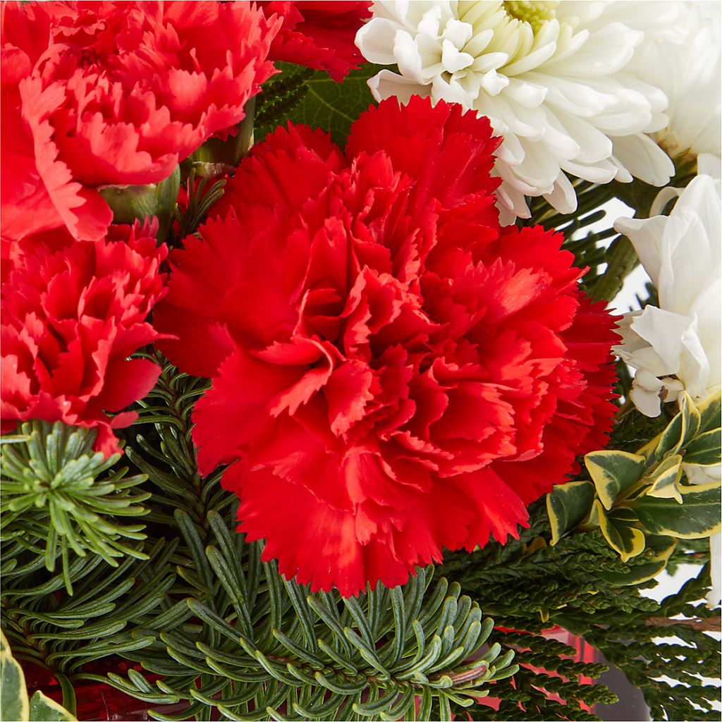Christmas Market Bouquet – HEARTS & FLOWERS FLORIST, Pine Bush NY