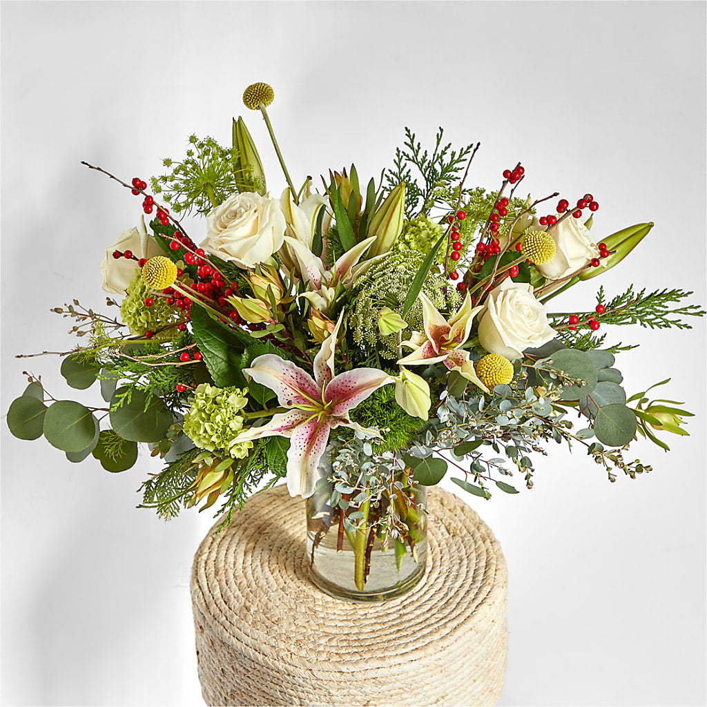 Berry & Bright Bouquet – HEARTS & FLOWERS FLORIST, Pine Bush NY