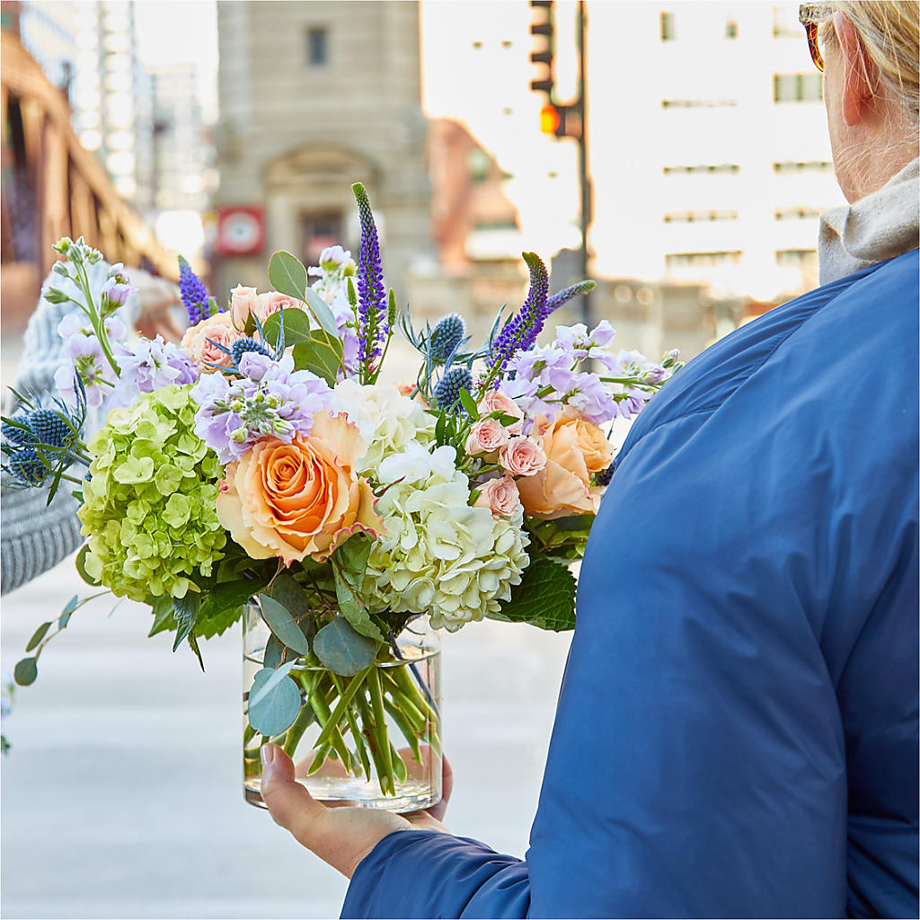 Porch Swing Bouquet – HEARTS & FLOWERS FLORIST, Pine Bush NY